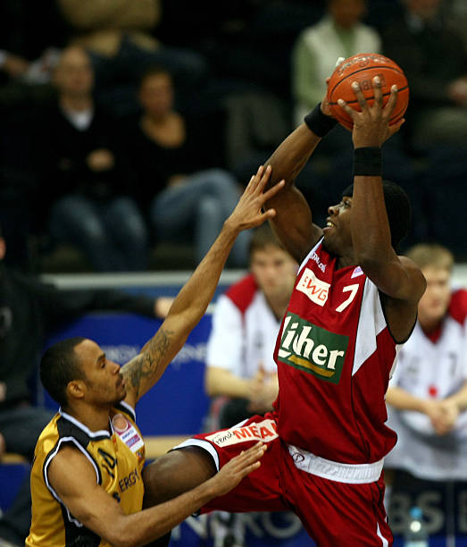 意用锋线射 意用锋线射