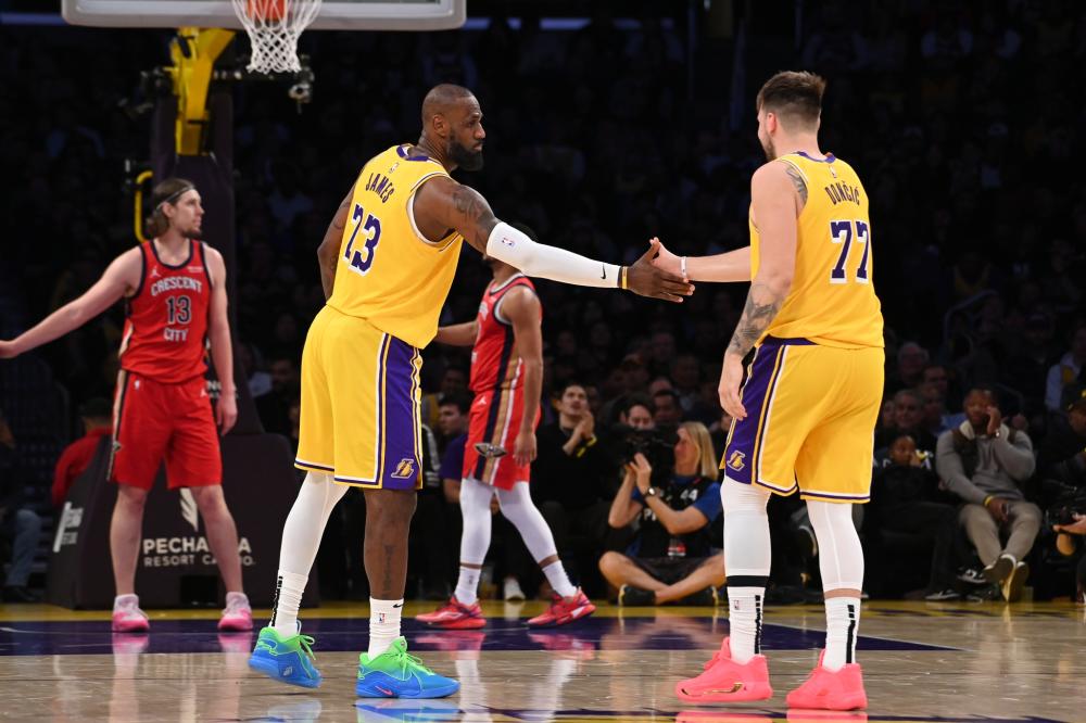 尤其是在决 尤其是在决