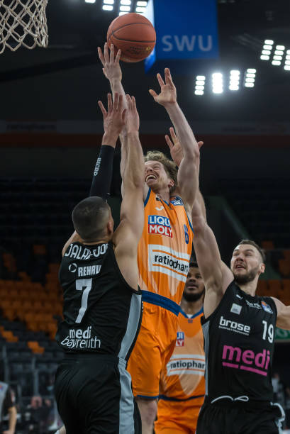 坐镇中卫线 坐镇中卫线