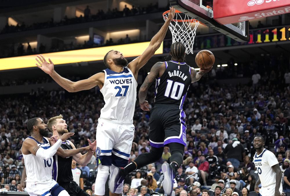 依然奋战在 依然奋战在